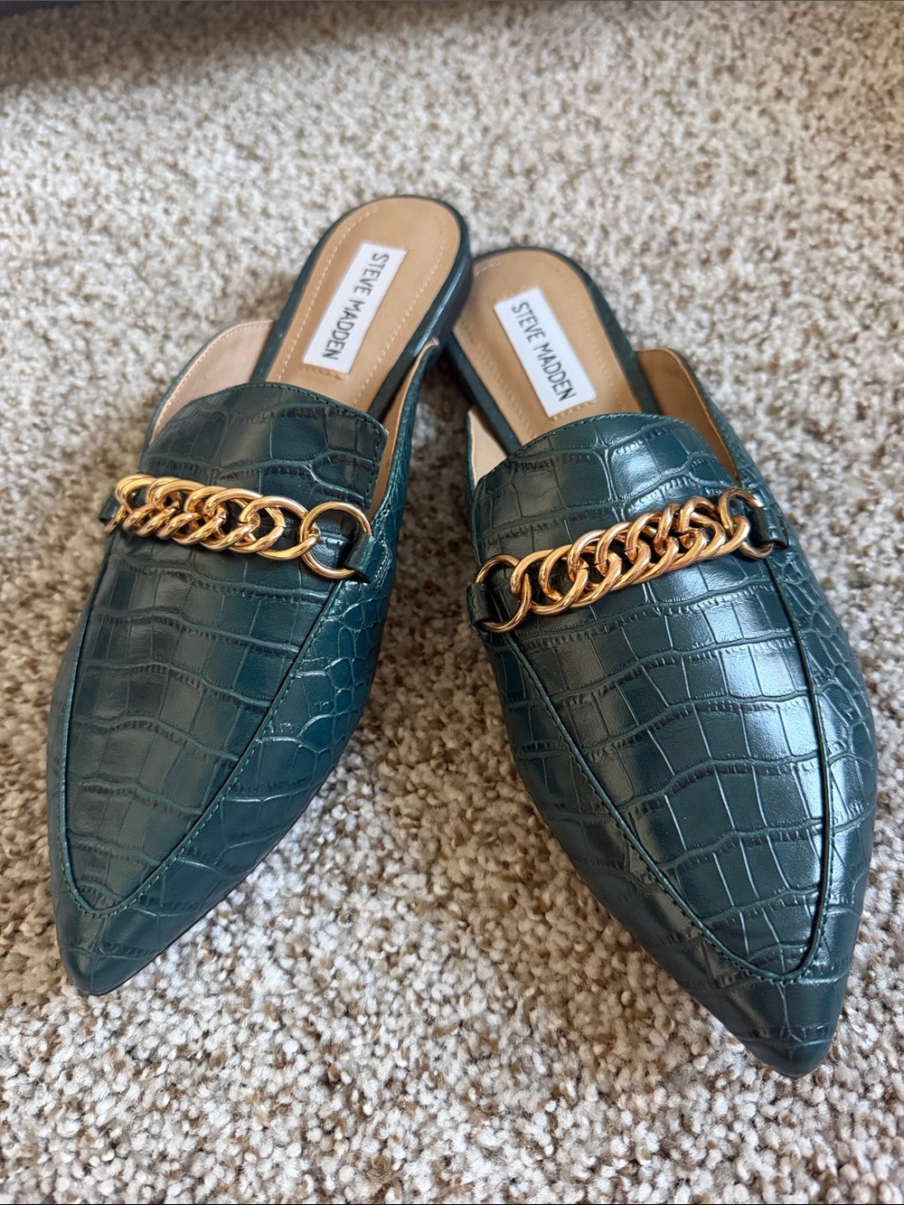 Steve Madden Women's Green Croc-Embossed Chain Mule
